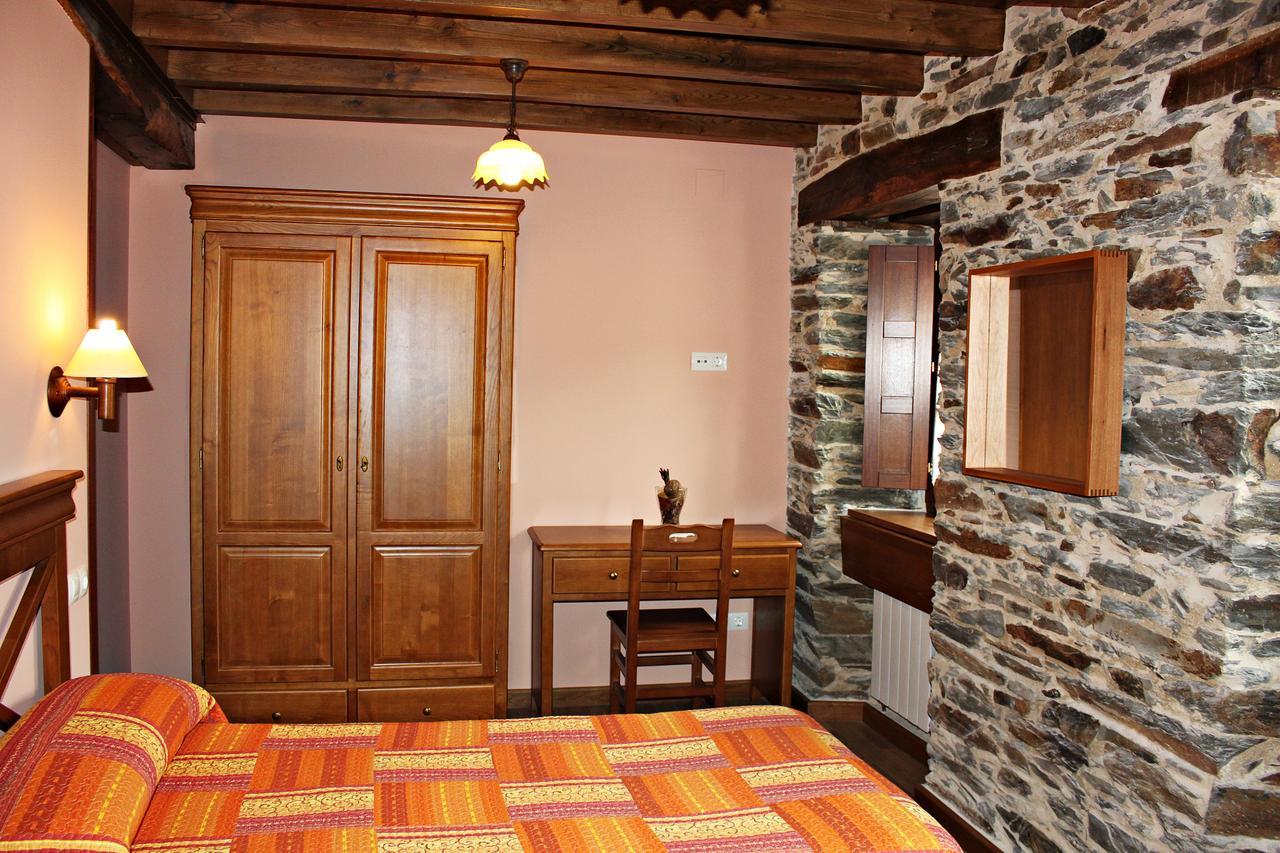 Apartamentos El Llago Boal Kültér fotó